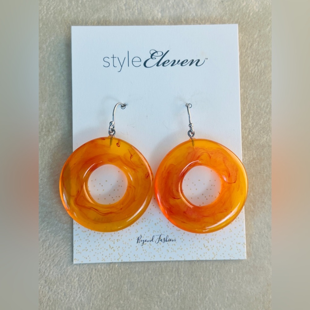 C Orange swirls in Acrylic